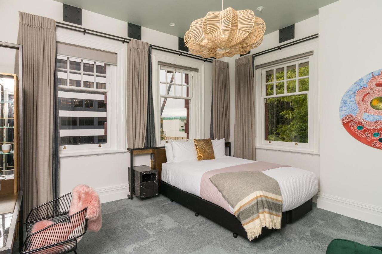 טאורנגה Clarence Boutique Hotel מראה חיצוני תמונה