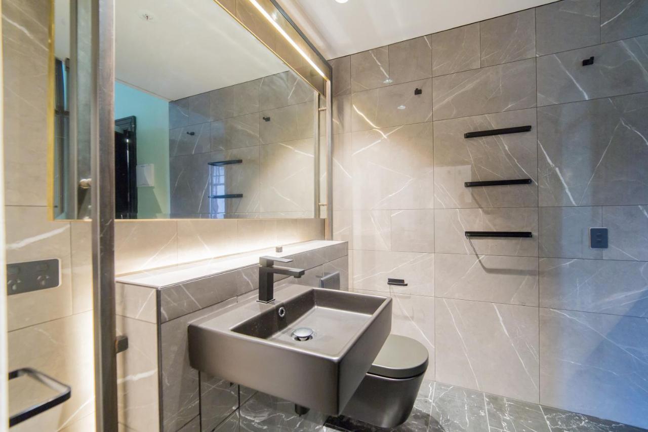 טאורנגה Clarence Boutique Hotel מראה חיצוני תמונה